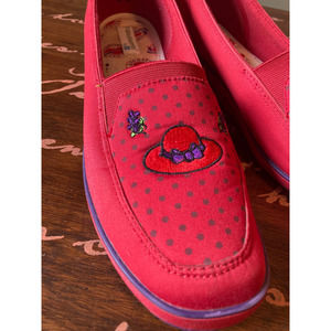 7.5 M Vintage Red Hat Society Grasshoppers by Ked's Womens Slip On Plush Shoes